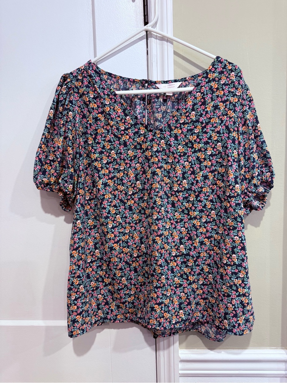 LC Lauren Conrad Floral Short Sleeve Blouse, Size Large